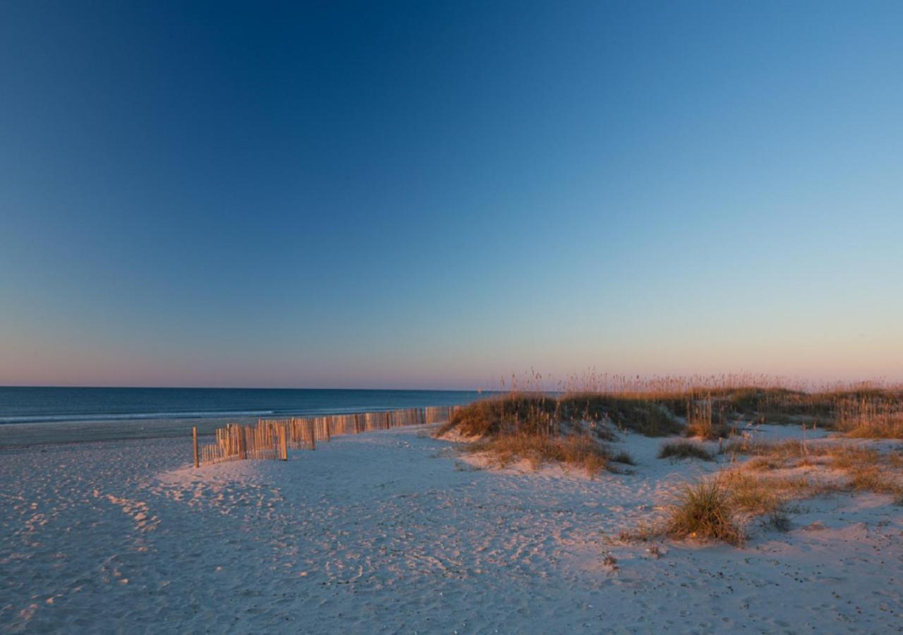 Atlantic Beach Resort, A Ramada By Wyndham Екстер'єр фото
