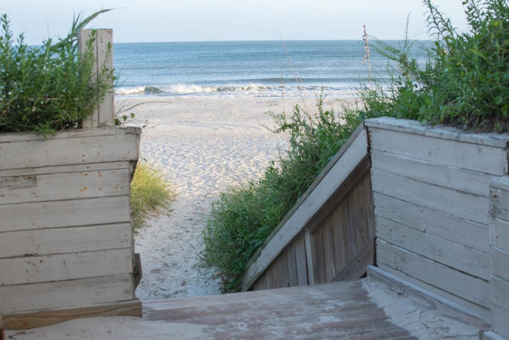 Atlantic Beach Resort, A Ramada By Wyndham Екстер'єр фото